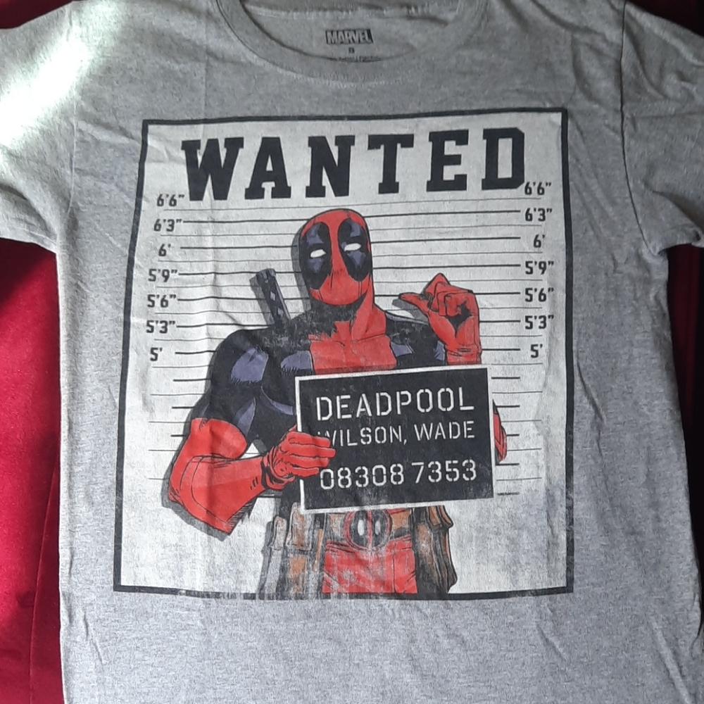 Deadpool T-shirt